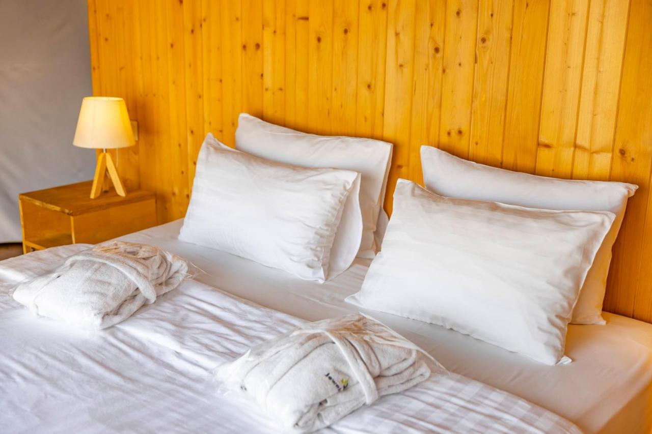 Jewelberry Glamping Hotel Tbilisi Mtsʼkhetʼa Kültér fotó